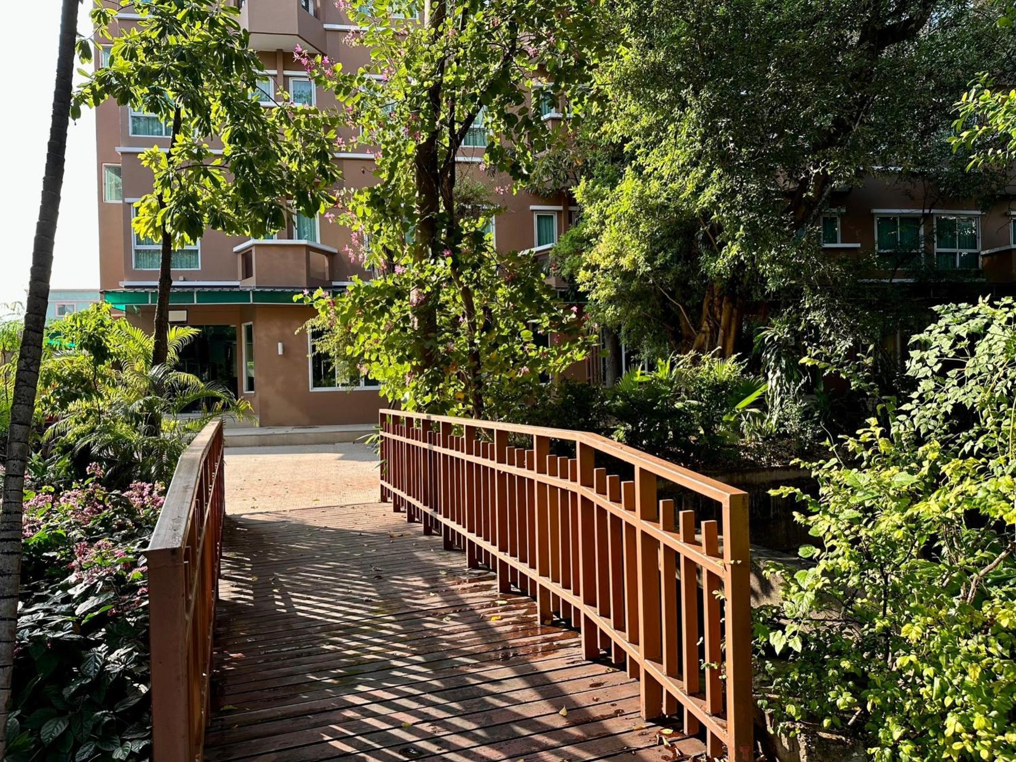 Calypzo Bangkok Ξενοδοχείο Εξωτερικό φωτογραφία